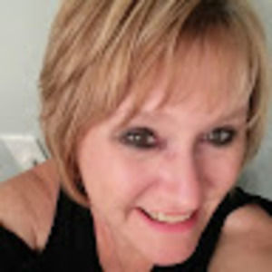 Meet your Posher, Janet